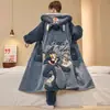 Bata Pijama de Hombre Invierno Felpa de Coral con Más Terciopelo Engrosado 2025 Nuevo Dibujos Animados Juveniles Ropa de Casa Otoño e Invierno