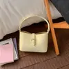 Bolso de Mano Súper Moderno para Oficina para Mujer, Nueva Moda 2026 Bolso Exquisito de Hombro y Axila, Bolso Cruzado Tipo Cubo para Viajes Diarios