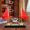 Suporte de mesa para canetas de escritório de chefe, cristal, alta qualidade, decorações criativas, ornamentos, bandeira vermelha, ornamentos de bandeira, presentes de lembrança