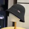 Sombrero de Cubo Versátil Estilo Coreano para Mujer Diseño de Nicho Cubierta Facial Lisa Protección de Orejas de Felpa Sombrero de Cubo Cálido