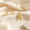 Pingente de colar de aço inoxidável com combinação de múltiplas letras transfronteiriço nicho corrente de clavícula joia simples