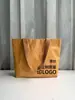 Sacola de Papel Dupont com Logo Personalizado Sacola de Presente de Papel Kraft Sacola de Compras Tote de Papel Dupont Embalagem Ecológica Embalagem Personalizada