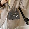Bolso Versátil de Nicho Estilo Coreano para Mujer 2026 Nuevo Moda Transfronteriza Trendy Casual Bolso Kelly Bolso Cruzado Súper Popular