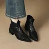 Botas de moda de algodón de felpa con estampado de leopardo y punta fina para mujer, nuevo estilo otoño e invierno 2026, elegantes y de alta gama, llamativas botas estilo callejero tipo Martin con tacones gruesos