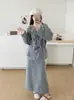 Otoño Invierno 2026 Nuevo Conjunto de Dos Piezas de Punto para Mujer, Suéter con Parches de Malla y Estampado Floral Tridimensional, Estilo Suave