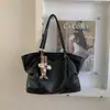 Bolsa Tote Casual Retrô para o Dia a Dia Feminina Nova Tendência Outono 2025 Grande Capacidade Moda Tendência Bolsa de Ombro/Axila