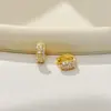 Pendientes de Aro de Tendencia de Moda Estilo Nicho de Gama Alta Pendientes de Botón de Temperamento Retro Francés Joyería para Orejas Versátil para el Viaje Diario Cierres para Pendientes