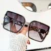 Nuevas Gafas de Sol Cuadradas de Marco Grande Caladas Estilo Coreano para Viajes y Vacaciones, Versátiles y Elegantes, con un Toque de Lujo Ligero y Alta Gama