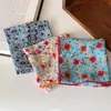 Pañuelo de Seda con Flores Estilo Resort para Mujer, Moda de Alta Gama, Pañuelo Decorativo de Alta Gama para la Cabeza, Diseño Único de Nicho, Accesorios para la Cintura