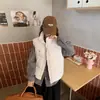 Colete matelassê novo estilo 2026 para mulheres, estilo coreano, gola alta, adequado para figuras petite, jaqueta de outer wear versátil e quente