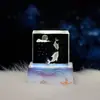 Cubo de cristal 3D con medusa y delfín incrustados, una luz nocturna luminosa, una pieza decorativa para crear una atmósfera acogedora y un regalo festivo