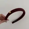 Diadema Fina Elegante Color Sólido Retro Estilo Francés Etiqueta Dorada Diadema Versátil de Uso Diario de Gama Alta Pasador Nuevo Modelo