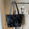 Bolso de hombro grande de estilo coreano, simple y elegante, de gran capacidad, para mujer, moderno y sofisticado, bolso tote fresco y versátil para llevar debajo del brazo