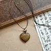 Novo Colar de Pena Antigo em Bronze Inspirado no Zen Estilo Chinês para Mulheres, Estilo Étnico Boêmio, Corrente Longa de Suéter Dupla Camada