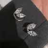 Clip de Oreja Explosivo de Circonita con Forma de Gota de Agua Sin Perforación para Mujer Lujo Accesible Pendientes de Uña para Cartílago Auricular de Gama Alta Clip para Cartílago Auricular Exquisito de Nicho