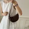 Elegante bolso retro de hombro tipo silla de montar para mujer, nuevo y moderno bolso de hombro y bandolera de media luna para el otoño de 2026