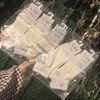 Meias Femininas Long Yixiang Novas Primavera/Verão Cintura Baixa Meia-Panturrilha Brancas, Meias Esportivas de Algodão, Meias de Tornozelo Estilo College