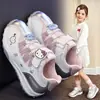 Zapatos Deportivos para Niñas 2026 Nuevo Malla Transpirable Suela Suave Antideslizante Velcro Hello Kitty Lindo Rosa Versátil Ligero