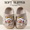 Sandalias para niño de suela blanda de EVA, zuecos infantiles de dibujos animados para exteriores con suela gruesa antideslizante para verano