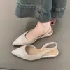 Sandalias versátiles de tira trasera con punta y aumento interno de altura, sandalias de verano de corte bajo y punta cerrada, elegante modelo nuevo de empalme suave de 4 cm