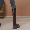Botas de montaria femininas com sola grossa e corte em V, novo modelo outono e inverno 2025, que aumenta a altura e afina, salto grosso, botas longas que aumentam a altura para pessoas baixinhas