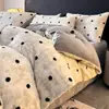 Conjunto de quatro peças de estilo luxuoso com pele sintética de coelho, inspirado em Melard, e um conjunto de três peças de veludo de leite para e-commerce transfronteiriço de comércio exterior
