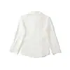 Camisa Blanca Plisada de Inspiración Puramente de Diseño, de Botón Único, Dobladillo Curvo, Manga Tres Cuartos, Top Elegante de Verano Ajustado a la Cintura