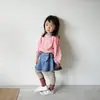 Liquidação de Tamanhos Descontinuados, Sem Devoluções ou Trocas. Blusas de Outono Infantis, Camisetas Listradas de Manga Longa para Meninas, Blusas de Desenho Animado para Meninos