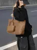 2026 Novo Estilo Simples Bolsa Tote de Grande Capacidade Japonesa e Coreana Casual Versátil para o Dia a Dia Bolsa de Ombro Estudante Bolsa de Aula para Mulheres