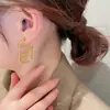 Pendientes Geométricos con Letras Estilo Metal de Venta Caliente Transfronterizos, Estilo Minimalista Fresco, Pendientes Únicos y Versátiles para Mujeres