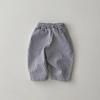 Roupas Infantis Estilo Coreano em Estoque, Novos Modelos de Verão para Meninos e Meninas de Creche, Calça Casual Versátil de Nove Pontos para Bebês com Listras Verticais