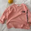 Camiseta para Niños 2026 Principios de Primavera Niños Moderna Estampado de Letras Manga Larga Camiseta Básica Bebé Niño Pequeño Algodón Camiseta Interior