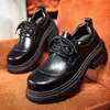 Zapatos Oxford para hombre, zapatos casuales estilo británico para hombre, zapatos versátiles únicos y de moda de Mickey, zapatos nuevos de cuero con punta ancha