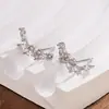 Pendientes de Botón de Hoja y Espiga de Trigo para Mujer, Lujo Ligero, Sensación de Alta Gama, Completamente Incrustados de Diamantes, Diseño de Nicho, Elegantes, Joyería para Orejas de Verano 2025, Clavos para Cartílago de la Oreja