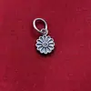 Pingente pequeno de margarida simples de prata pura S925 pingente de flor de cinco pétalas pingente de florzinha acessório de pingente de pulseira de pérola de cristal branco