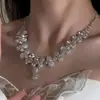Set de Collar y Aretes con Borla de Circonita con Diamantes Completos Super Brillantes Cadena para Clavícula de Lujo Ligero Temperamento de Gama Alta Accesorios para Cena Venta al por Mayor
