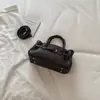 Bolso tote con estampado de lichi estilo commuting para mujer, bolso de hombro de cuero suave, nuevo modelo 2026, gran capacidad, sensación de alta gama, bolso de mano cruzado