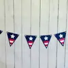 Exclusivo Transfronterizo Fieltro Rojo, Blanco y Azul Triángulo Bandera Decorativa del Día de la Independencia Americana Montaje de Fiesta Bandera de Tirar Bandera de Papel