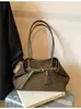 Otoño/Invierno 2026 Bolso de Hombro Grande de Gamuza Retro Simple de Moda Bolso Tote de Gran Capacidad Casual para Viajes Diarios para Mujer