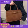 Bolso de mano y hombro de ante retro versátil de diseño transfronterizo, mismo estilo que los bolsos de influencers populares