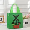 Saco de embalagem para presente com tema de trem de desenho animado, saco de tecido não tecido, bolsa tote para presente de festa com placas de trânsito atacado