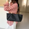 Bolso de Gamuza Estilo Coreano para el Trabajo, Gran Capacidad, Bolso Tote Simple de Moda Otoño/Invierno 2026 para Mujer, Versátil Bolso de Hombro para Debajo del Brazo