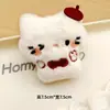Nuevos Accesorios de Muñeca de Gato de Dibujos Animados de Peluche Lindos Broche de Gato Kt Sombrero Bufanda Muñeca Decorativa Accesorios DIY