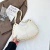 Bolso de Hombro de Personalidad con Remaches Retro Verano 2025 Nuevo Bolso de Mano Elegante Bolso de Axila Bolso Cubo Casual de Gran Capacidad