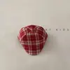 Boné para Bebê de Rosto Virado para Frente para Primavera e Outono, Estiloso Boné Boina Xadrez Retro para Bebês e Crianças Pequenas, Chapéu para Usar ao Contrário para Passeios de Outono
