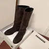 Botas Apiladas Plisadas de Chica Caliente para Mujer 2026 Otoño/Invierno Nuevo Estilo Tacón Grueso Punta Redonda Gamuza Hebilla Tubo Alto Botas Vaqueras