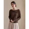 Top de punto relajado de un hombro estilo francés para mujer, manga larga de otoño, adelgazante, agradable para la piel, elegante, único y de nicho para el trabajo