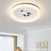 Nova Luminária de Teto LED para Quarto Infantil Estilo Creme com Design de Foguete de Desenho Animado, Redonda Protetora para os Olhos Iluminação Full-Spectrum Três Cores Dimerizável