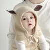 Gorros Infantiles Coreanos Qiunan Invierno Nueva Moda Lindos Tejidos A Prueba de Viento Cálidos Chal Gorro para Bebé Venta al por Mayor