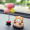 Enfeites Criativos Fofos de Animais com Cabeça que Mexe para Carro Desenhos Animados Animais de Estimação Fofos Acessórios de Interior de Carro Enfeites Decorativos para Console Central de Carro Feminino